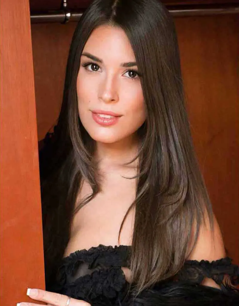 Romina F - Agencia de Edecanes