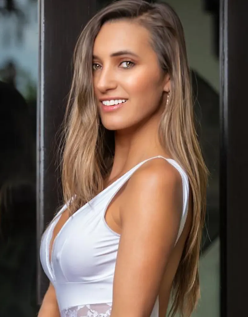 Carla C - Agencia de Edecanes