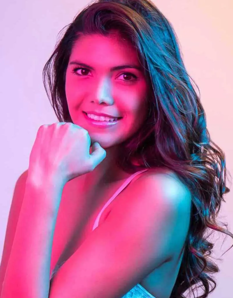 Ana Paola R.