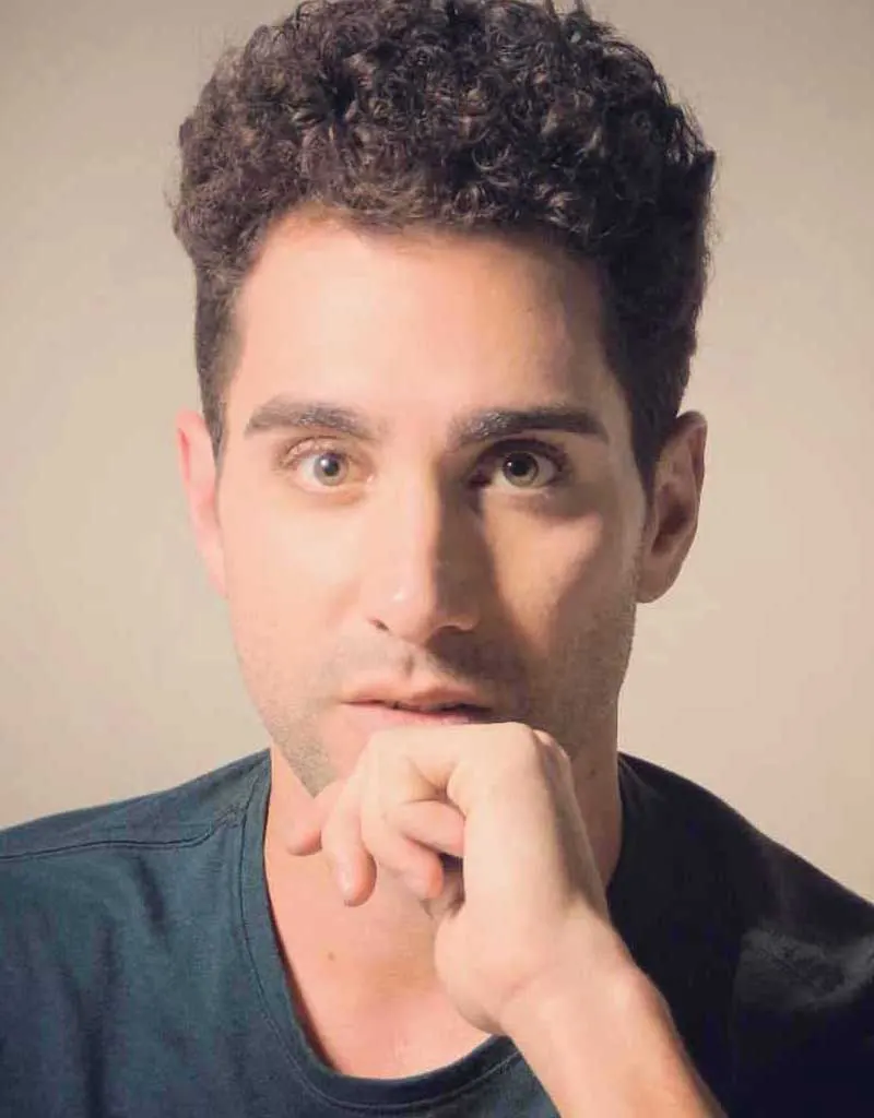 Ezequiel V.