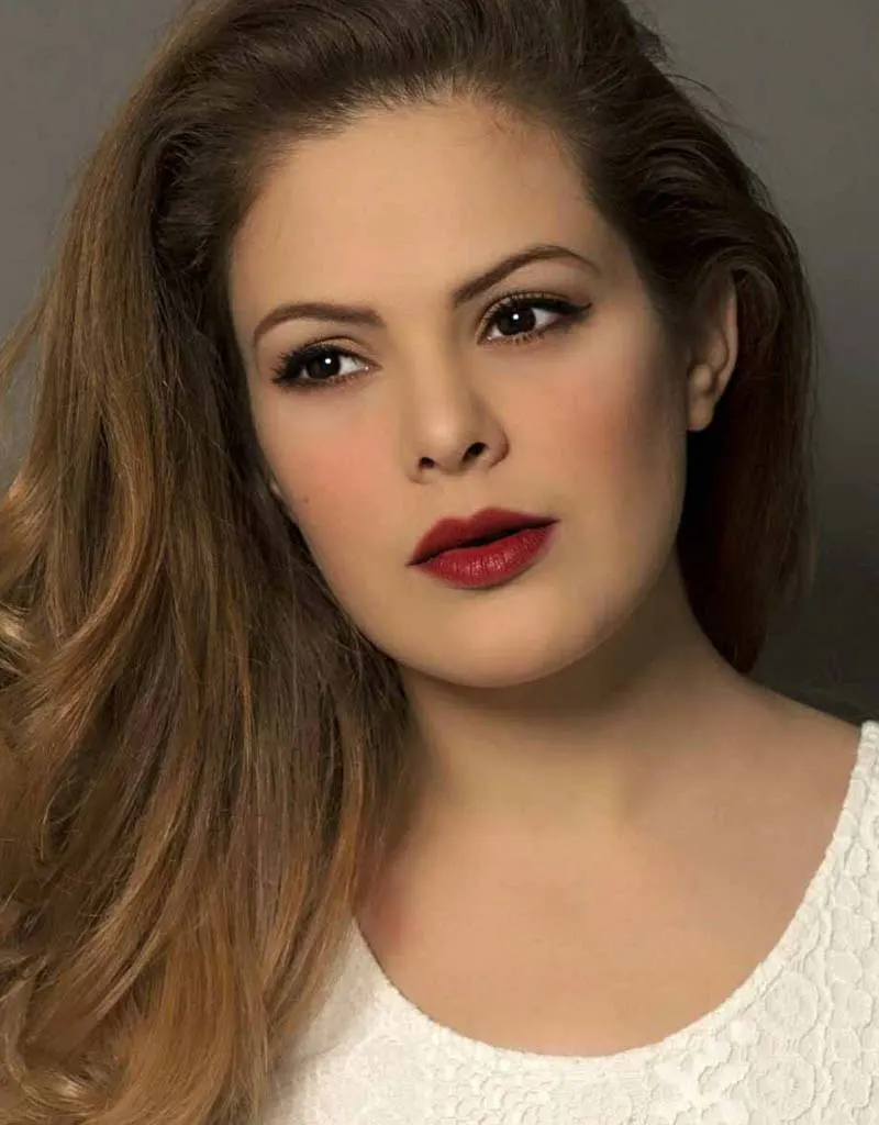 Fernanda L.